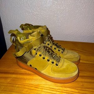 Nike Air Force 1 Mids Desert Moss